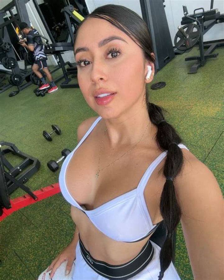 Jessica Munoz – Aiea, HI