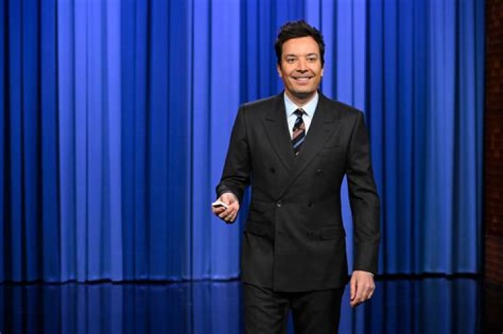 Jimmy Fallon Biography - Facts, Childhood, Family Life & Achievements