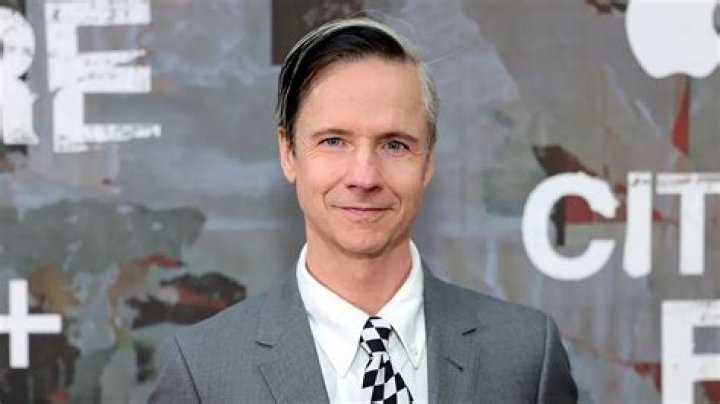 John Cameron Mitchell wife: Is John Cameron Mitchell married