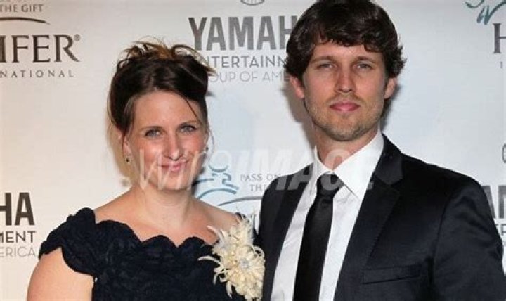 Jon Heder’s Net Worth, Age, Height, Weight, Wife, Kids, Bio-Wiki