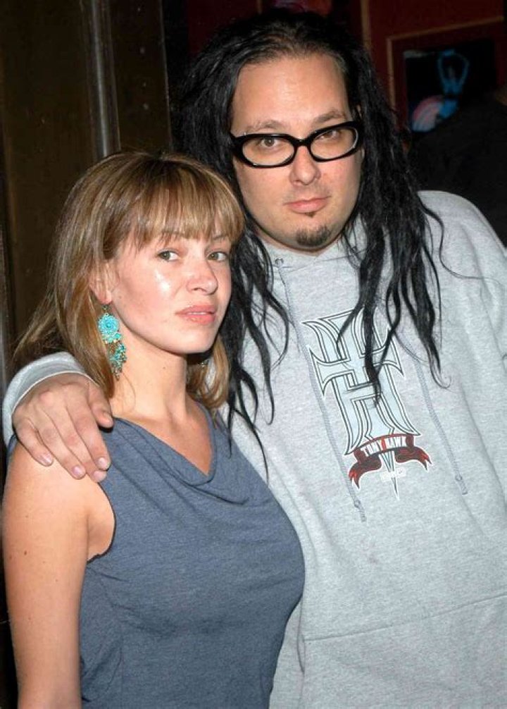 Jonathan Davis Biography, Age, Wife Deven Death, Songs, Korn And Net Worth.