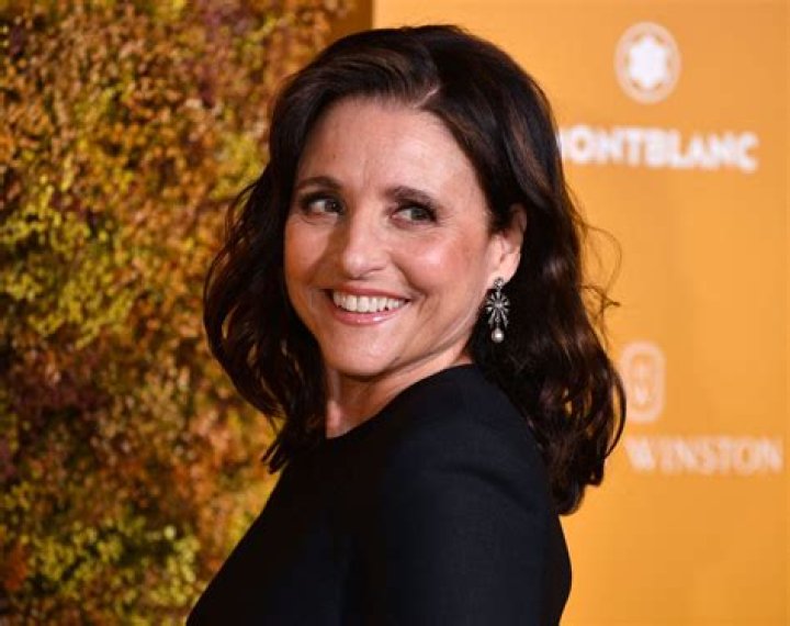 Julia Louis-Dreyfus Biography - Facts, Childhood, Family Life & Achievements