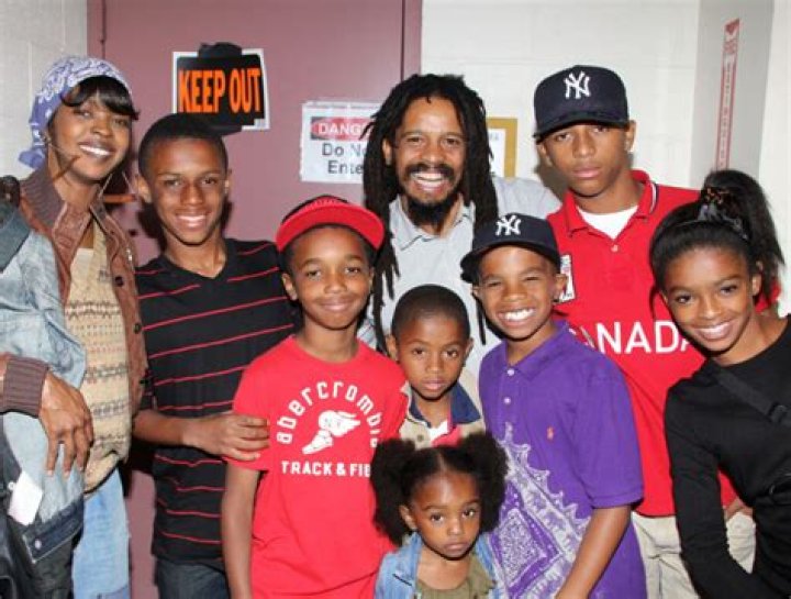 Karen Marley family, husband, children, parents, siblings