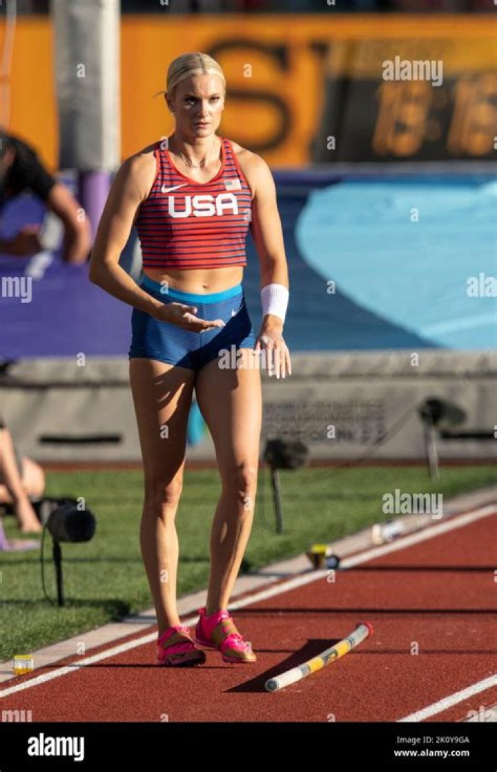 Katie Nageotte height and weight