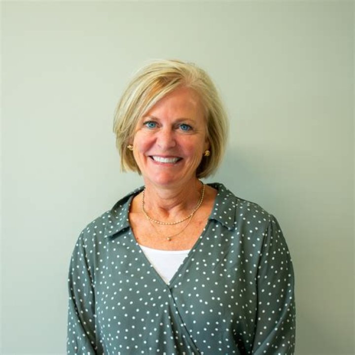 Dr. Kelli Lund, MD – Zeeland, MI