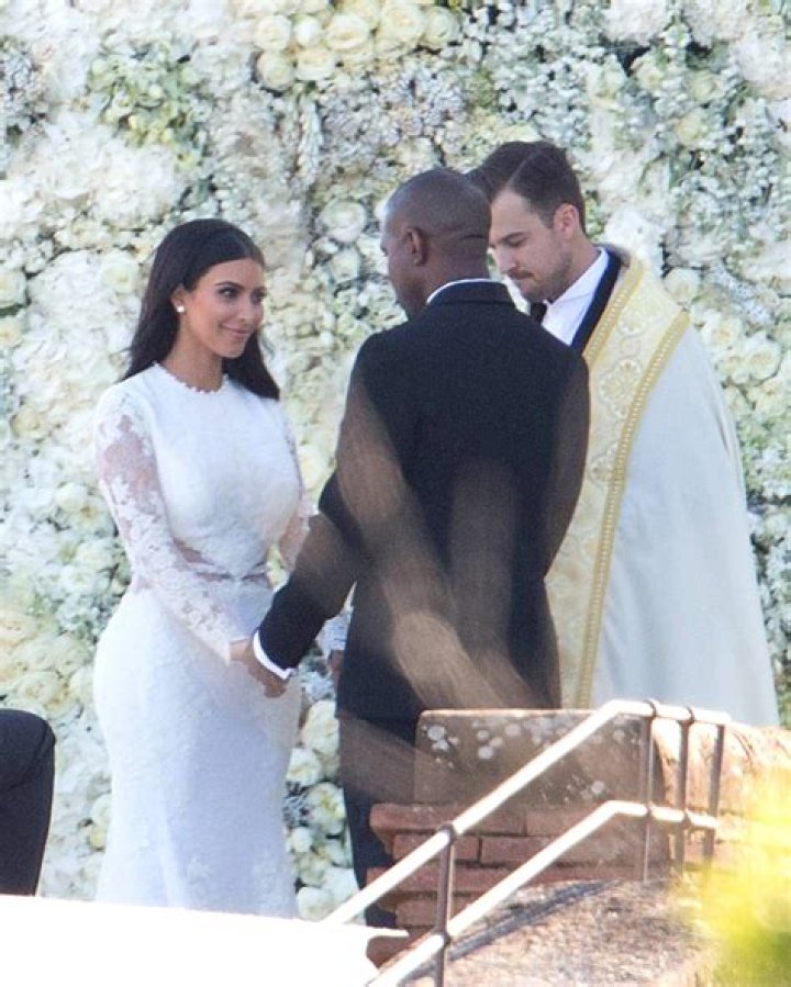 KUWTK: Here’s Why Kanye West ‘Hasn’t Fought’ To Save Kim Kardashian Marriage