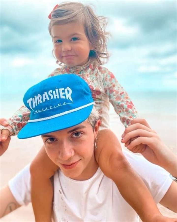 Lavender May Avery Biography - Facts, Childhood, Family Life & Achievements