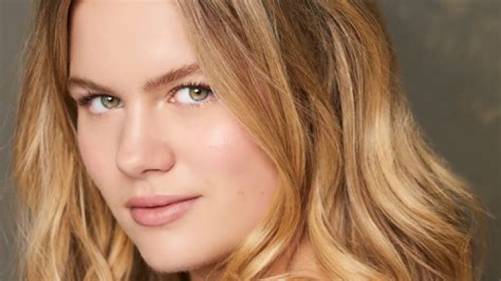 Lexie Duncan Wiki, Age, Height, Boyfriend, Family & Young Rock Actress