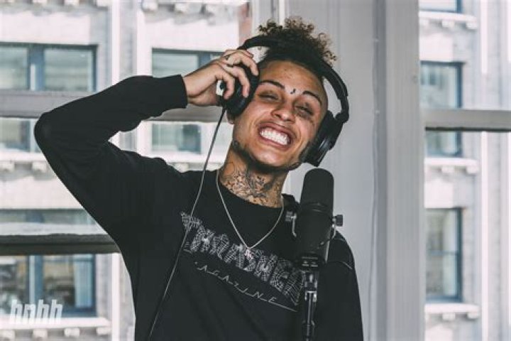 Lil Skies Biography - Facts, Childhood, Family Life & Achievements
