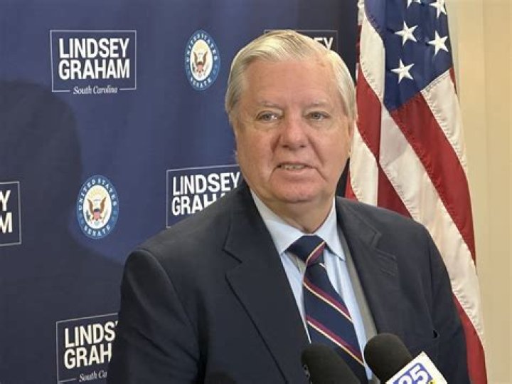 Lindsey Graham Biography – Facts, Childhood & Achievements