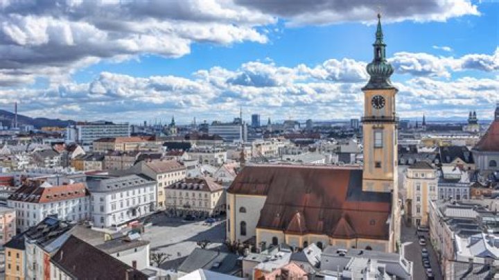 Famous People From Linz, Austria & Celebs Born In Linz