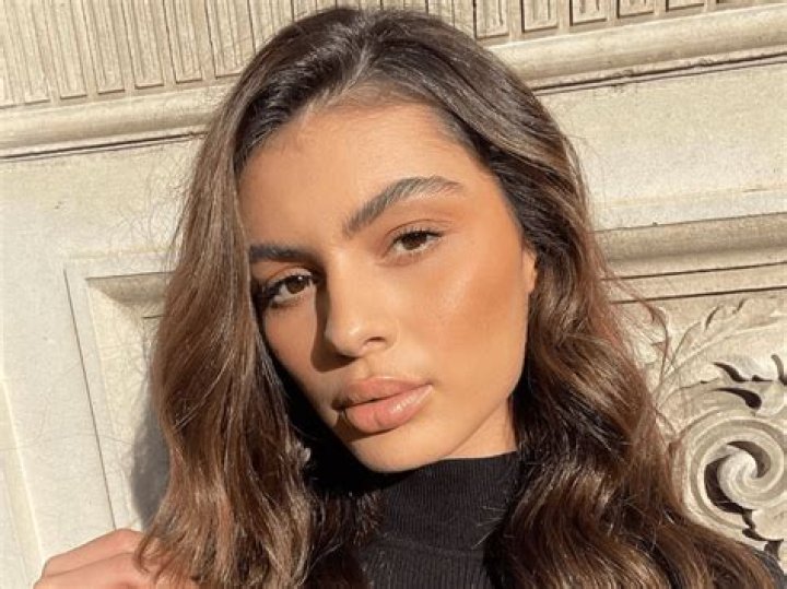Love Island Star Nathalia Campos Shares Swimsuit Photo Sparkling