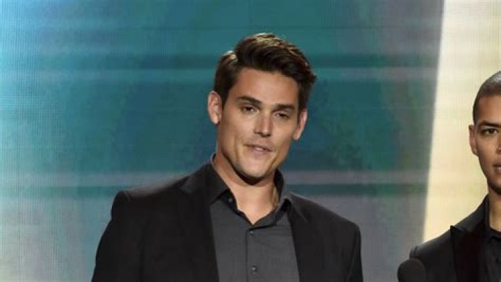 Mark Grossman Net Worth