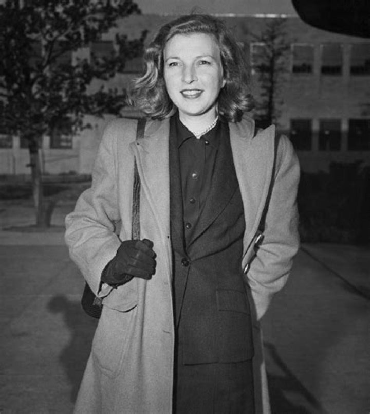 Martha Ellis Gellhorn Biography - Facts, Childhood, Family Life & Achievements