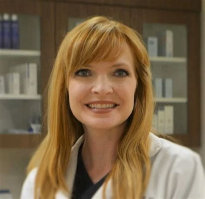 Dr. Mary Garman, MD – Pasadena, TX