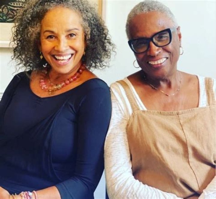 Maxine Sneed Biography - Facts, Childhood, Family Life & Achievements