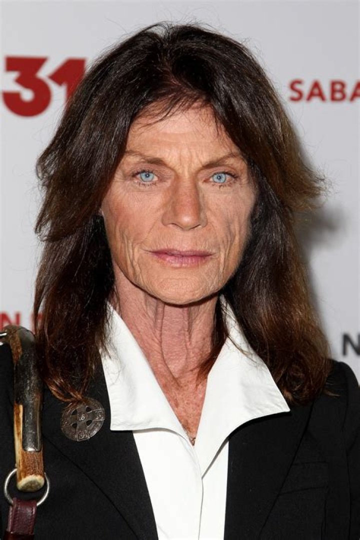 Meg Foster Biography - Facts, Childhood, Family Life & Achievements