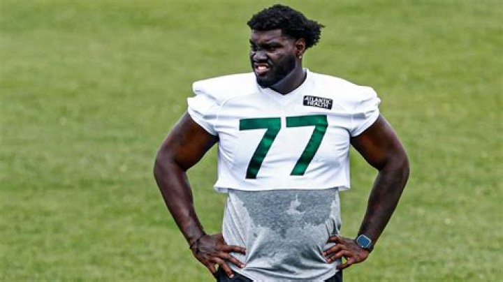 Mekhi Becton: Career stats, height, weight, family, college, teams, salary, net worth