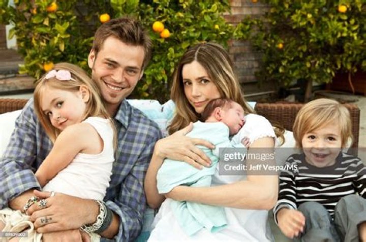 Mira Sorvino family, husband, children, parents, siblings