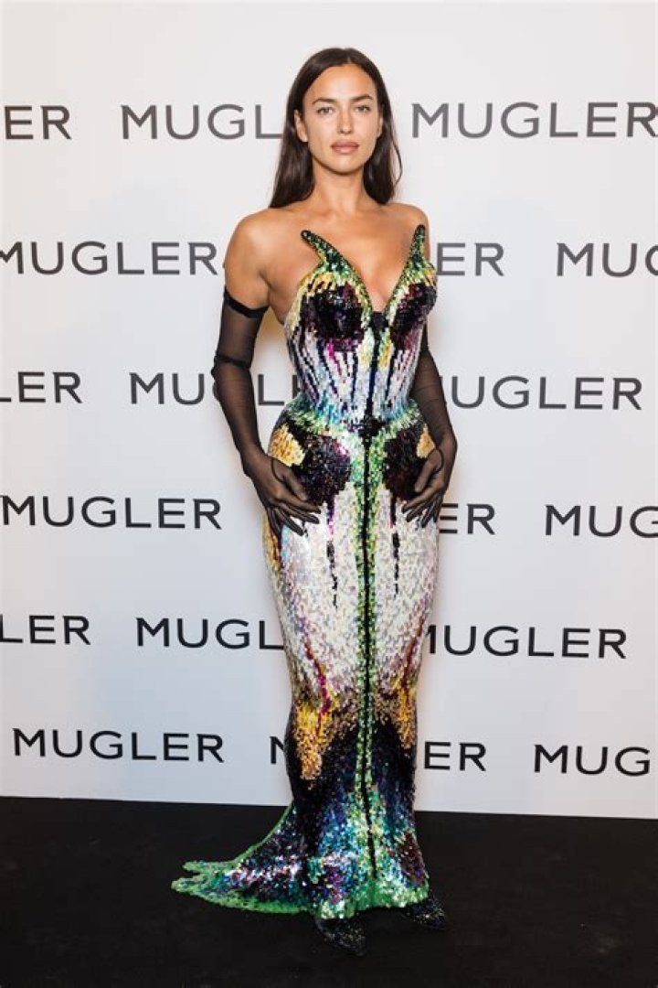 Irina Shayk in Bathing Suit is in “MIA” — Celebwell