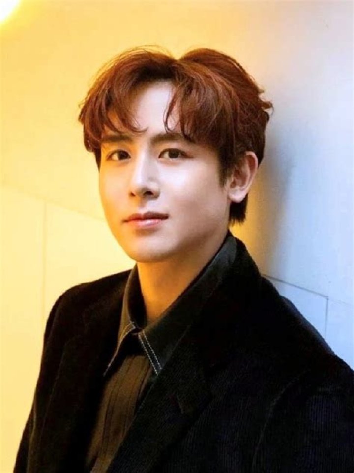 Nichkhun Biography - Facts, Childhood, Family Life & Achievements
