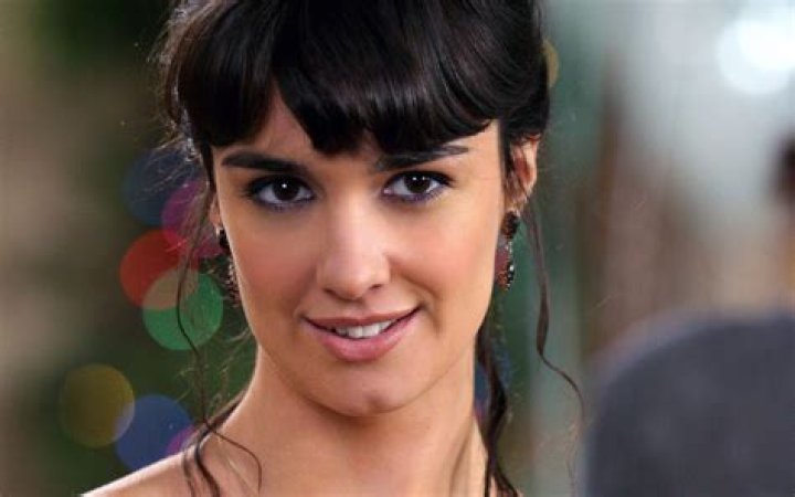 Paz Vega Biography - Facts, Childhood, Family Life & Achievements