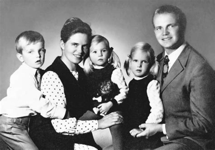 Reinhard Bonnke family, wife, children, parents, siblings