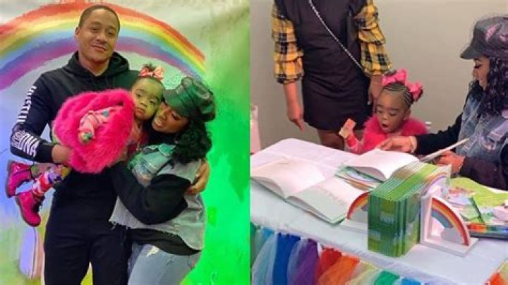 Robert Rushing Takes His Girls, Toya Johnson And Reign Rushing On A Tour In His Hometown – See The Gorgeous Photos