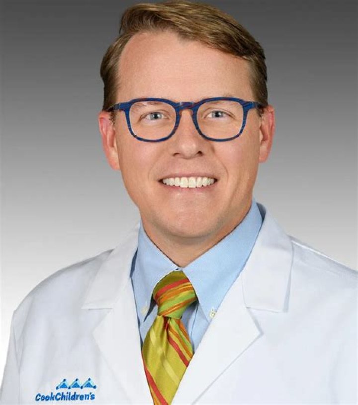 Dr. Robert Simek, MD – Lubbock, TX