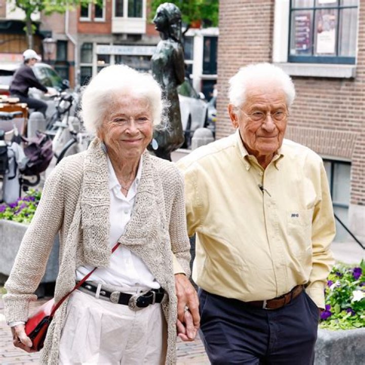 Dr. Ronald Linde, MD – Northfield, MN