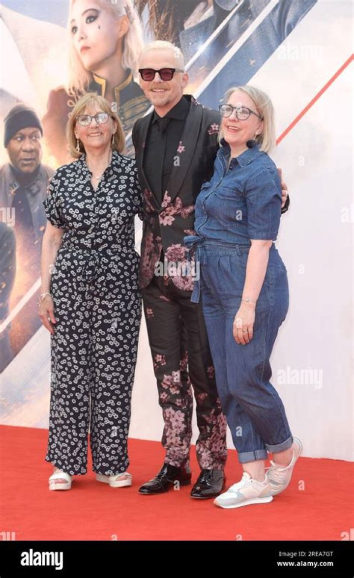 Simon Pegg parents: Gillian Rosemary Smith, John Henry Beckingham