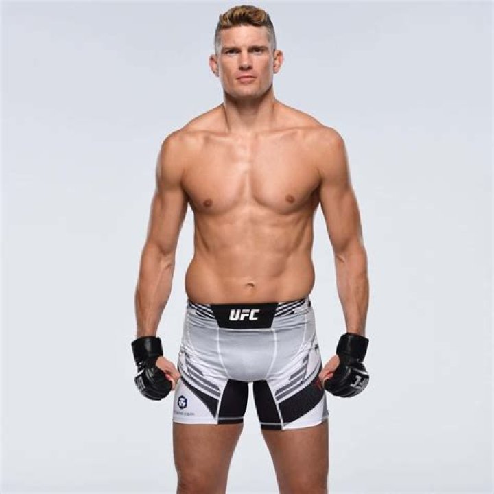 Stephen Thompson Biography – Childhood, Career & Achievements