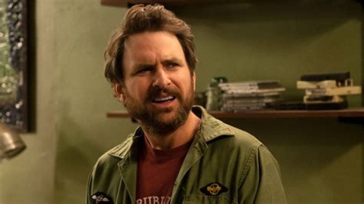 It’s Always Sunny In Philadelphia Review: “Flowers For Charlie” (Season 9, Episode 8)