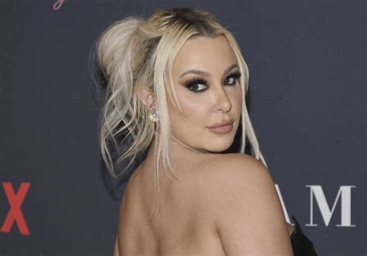 Tana Mongeau Biography - Facts, Childhood, Family Life & Achievements