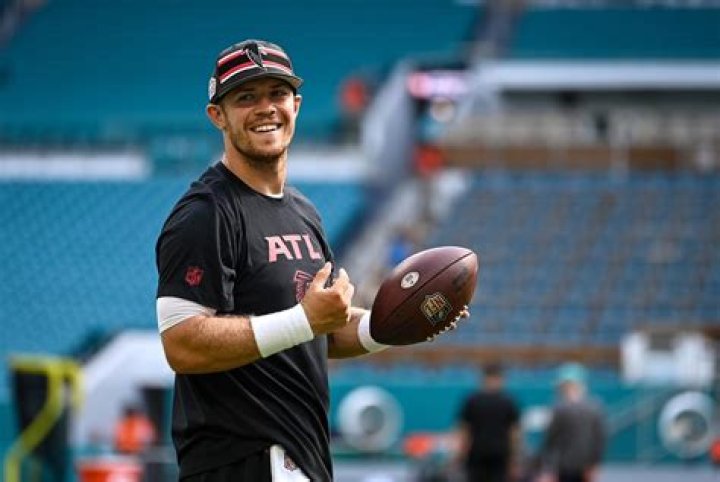 How tall is Taylor Heinicke?