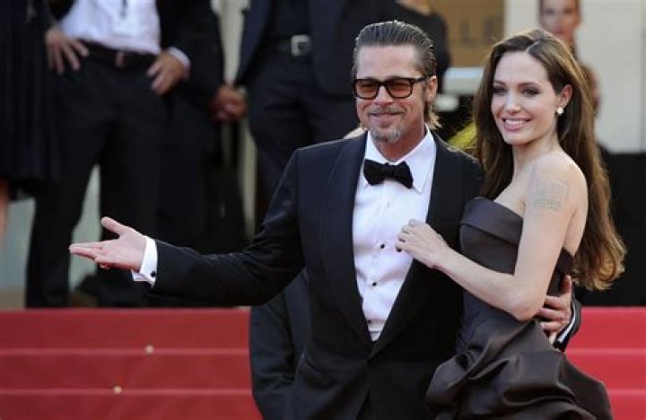 Tense Angelina Jolie And Brad Pitt Meeting Caught In Viral Picture — Fans Are Still Hoping For An Amicable Divorce Agreement