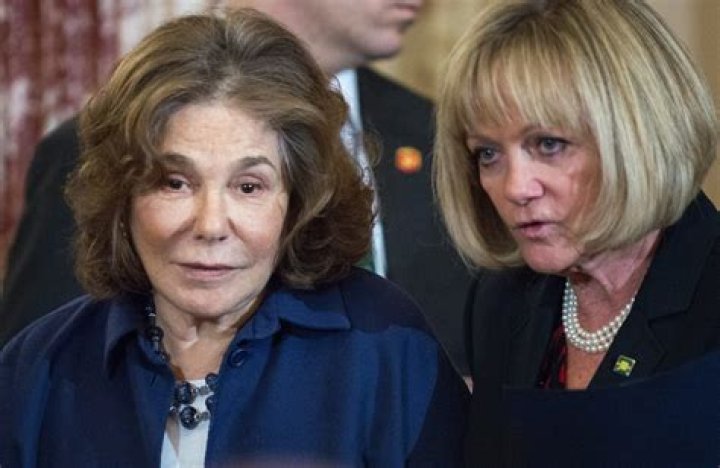Teresa Heinz Biography - Facts, Childhood, Family Life & Achievements