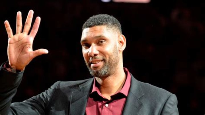Tim Duncan Biography - Facts, Childhood, Family Life & Achievements