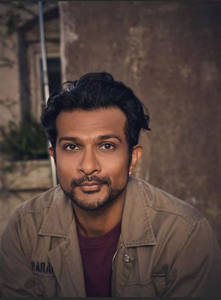 Utkarsh Ambudkar Biography - Facts, Childhood, Family Life & Achievements