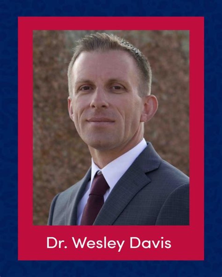 Dr. Wesley Davis, MD – Alexandria, LA