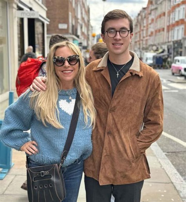 What Did Sutton’S Ex Husband Do For A Living? – Celebrity