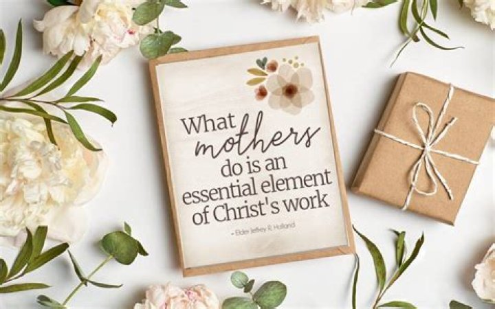 What does Eloise’s mother do? – Celebrity