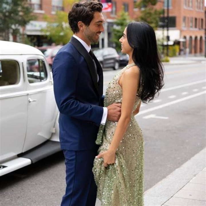 What is ‘The Bachelor’ star Maria Georgas’ guilty pleasure?