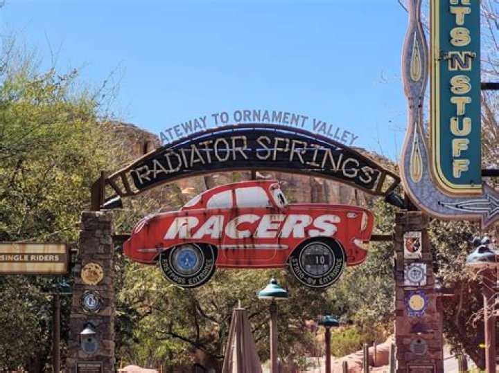 What town is Radiator Springs in Cars based on? – Celebrity