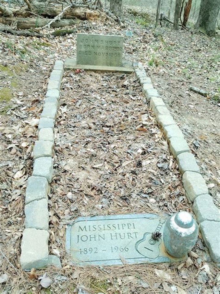 What was Mississippi John Hurt net worth at the time of death?