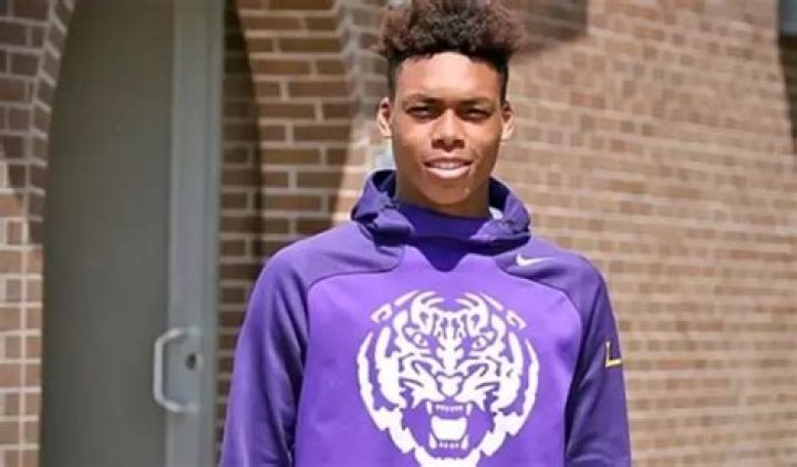 Where did Justin Jefferson go to high school?