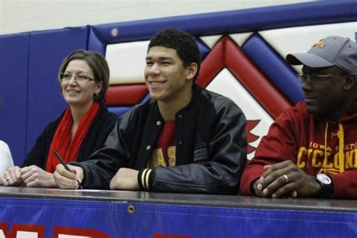 Who Are Kevin Lazard And Mary Lazard? Eveything On Allen Lazard Parents