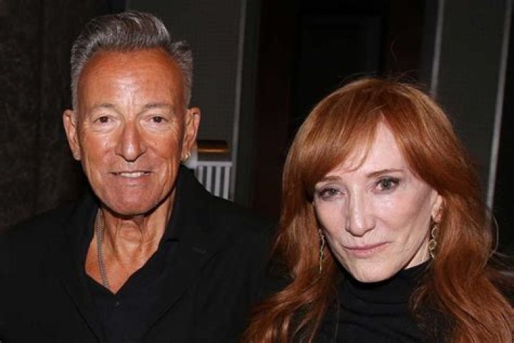 Who is Bruce Springsteen wife Patti Scialfa?