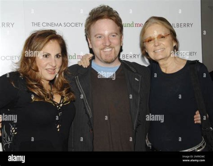 Who is Dan Finnerty wife Kathy Najimy?