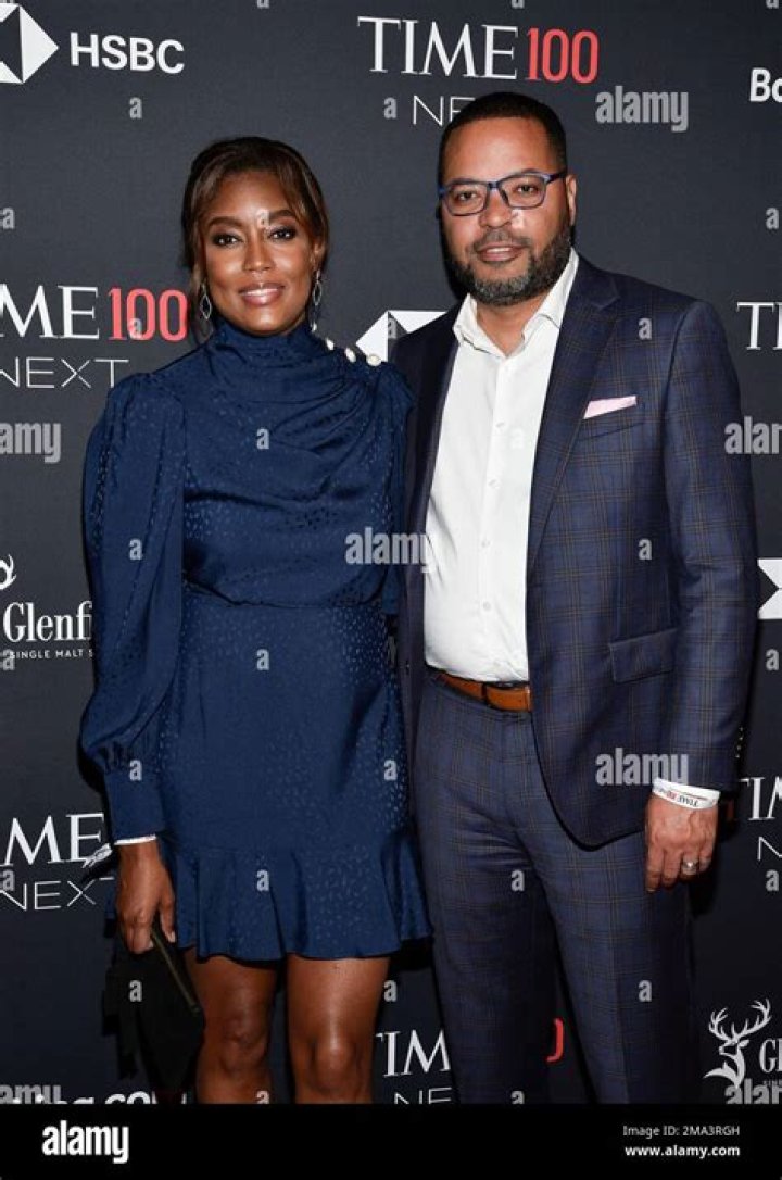 Who Is Edward Fisher? Journalist Rashida Jones Husband Married Life And Kids